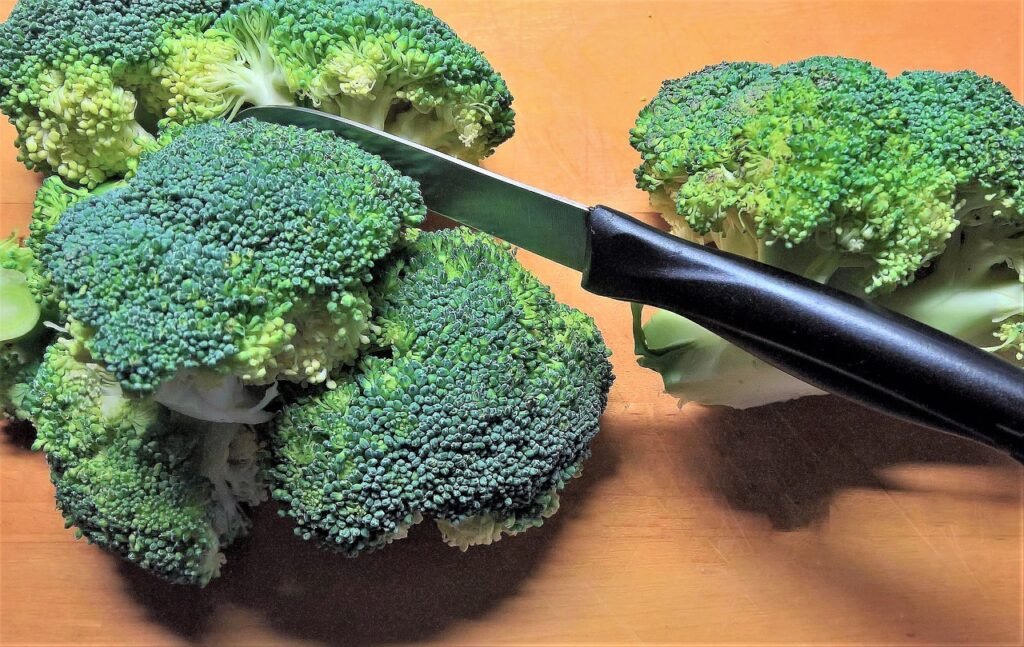 broccoli, vegetables, type of cabbage-3123095.jpg