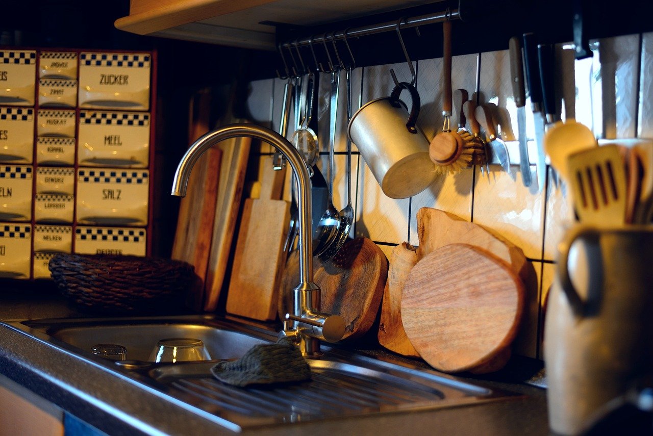 kitchen, kitchen utensils, sink-4785218.jpg